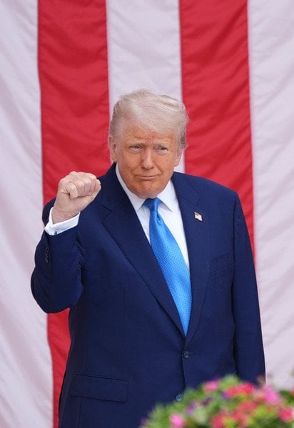 Дональд Трамп і Джей ді Венс.