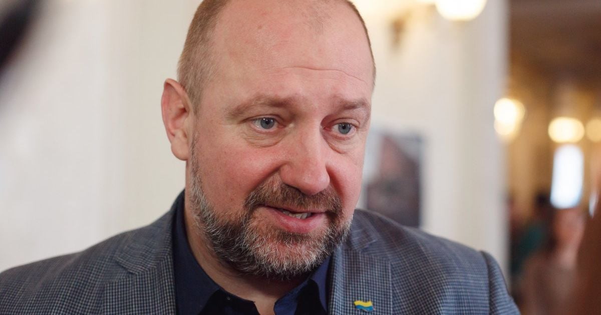 У Мельничука прокомментировали стрельбу в Киеве: титушки запустили в его авто газ и открыли огонь