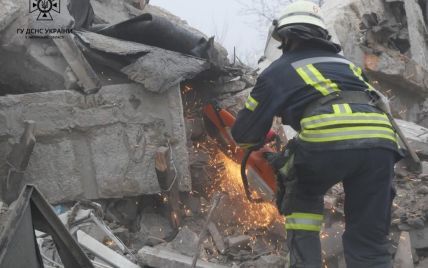 Після обстрілу будинку на Запоріжжі загинуло одразу 4 родини