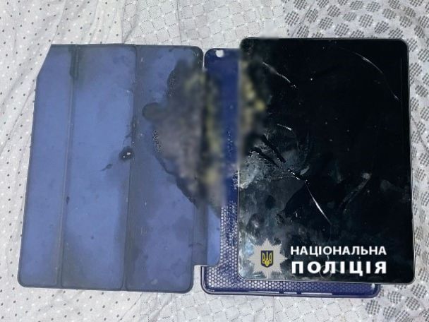 Планшет вибухнув у руках дитини / © Відділ комунікації поліції Харківської області