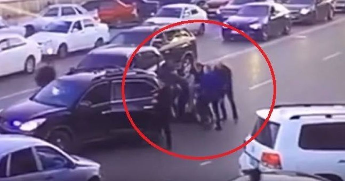 В Дагестане избили и похитили мужчину, который не уступил дорогу кортежу министра МВД