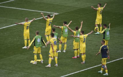 В Киеве на вокзале установили мониторы для трансляции матча сборной Украины со шведами на Евро-2020