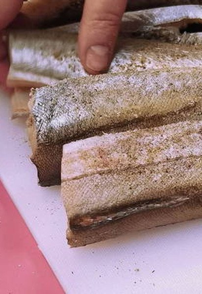 Как приготовить минтай в духовке