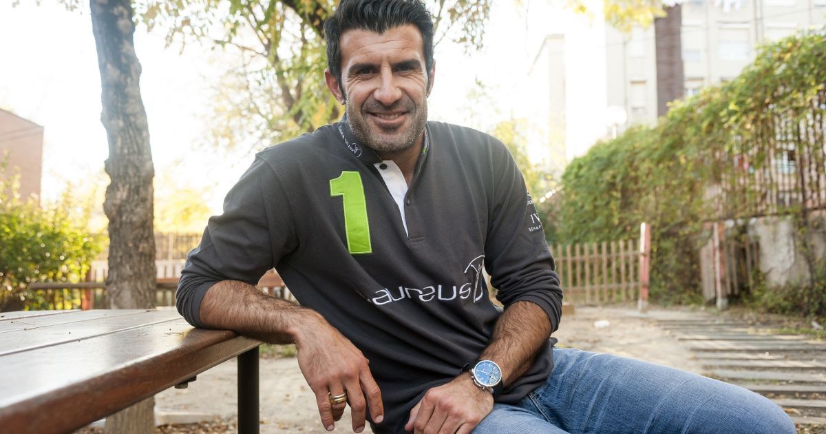 Грабители вынесли из дома легендарного Фигу драгоценности на полмиллиона евро