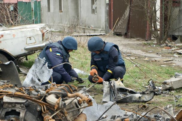 Под Киевом раздаются взрывы: что известно