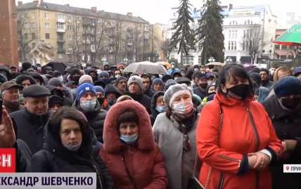 Вибори на Прикарпатті: депутати Івано-Франківської облради вимагають оголосити повторне волевиявлення