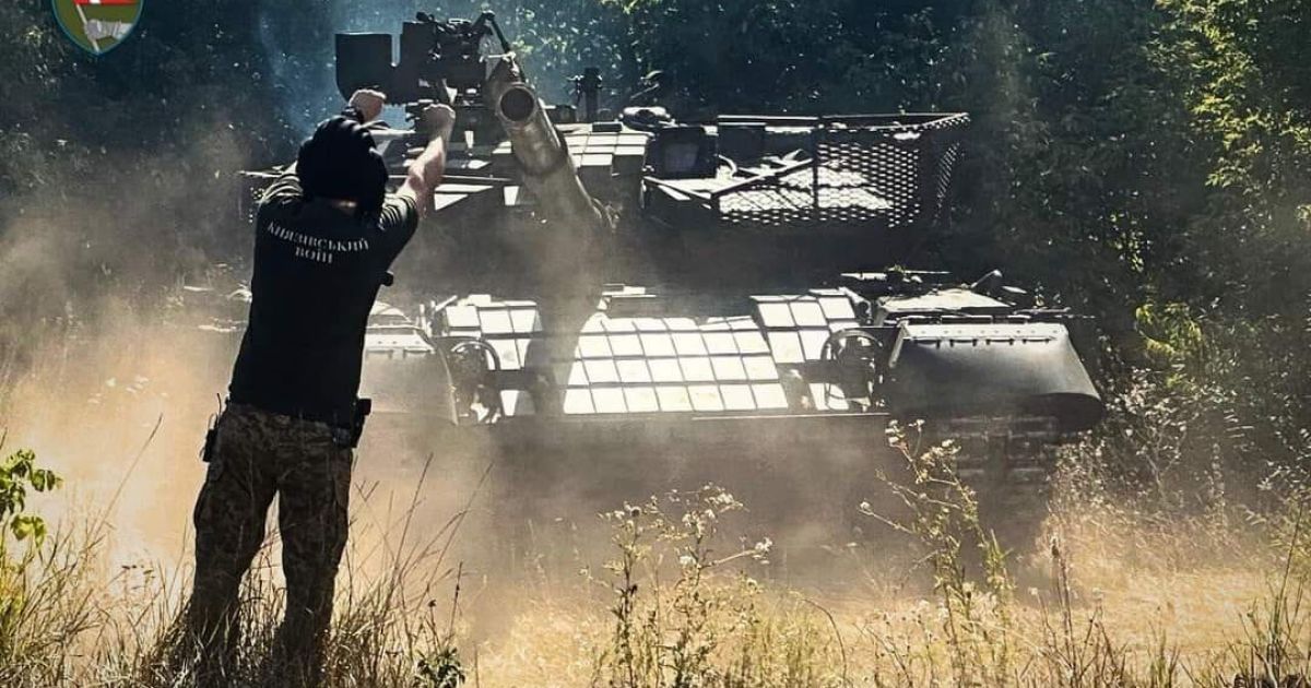 Українські військові продовжують захищати батьківщину