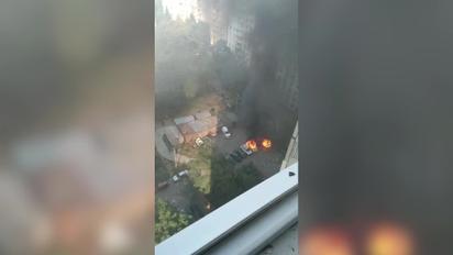 Зеленский опубликовал видео с места удара по многоэтажке в Харькове