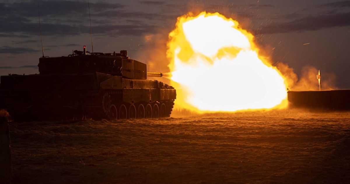 У Генштабі показали, як українські військові опановують танки Leopard 2 у Польщі (фото)