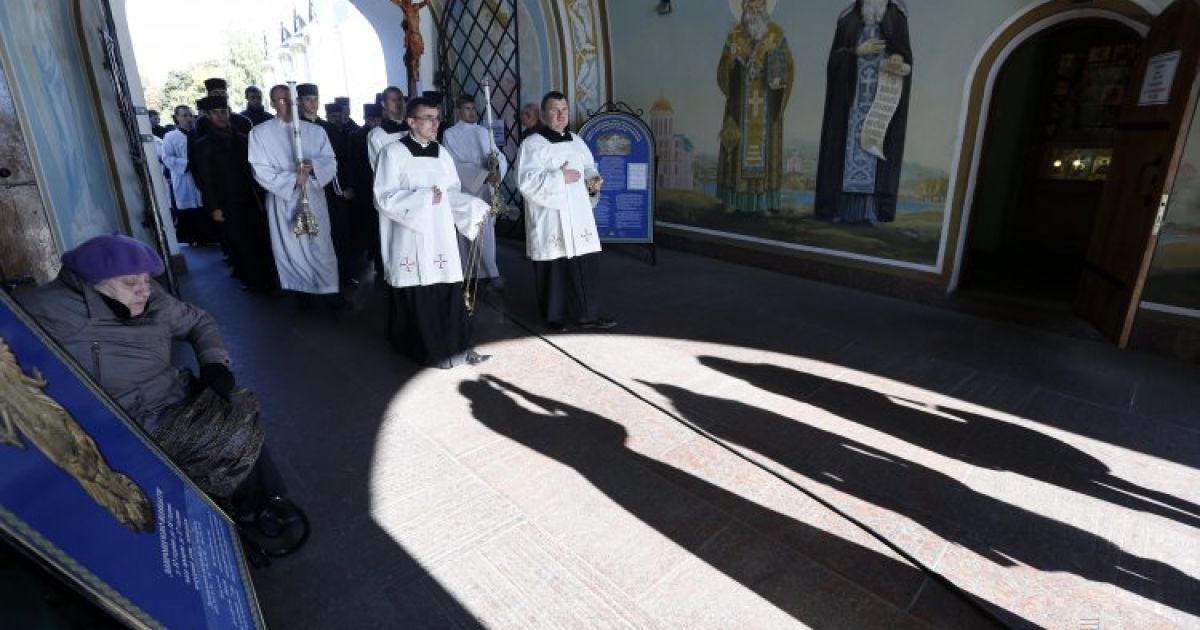 Межконфессиональная молитва за мир в Украине, на Михайловской площади в Киев. 10 октября на молитву за мир в Украине пришли все церкви, кроме Московского патриархата. / © УНИАН