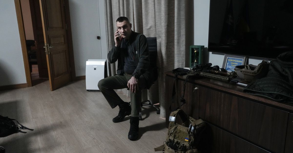 Кличко привітав українських жінок зі святом весни