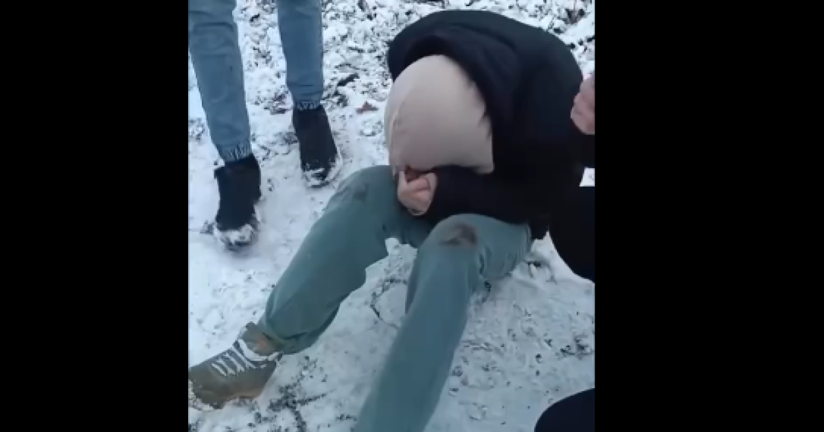 Побиття 12-річної дівчинки вже розслідує поліція