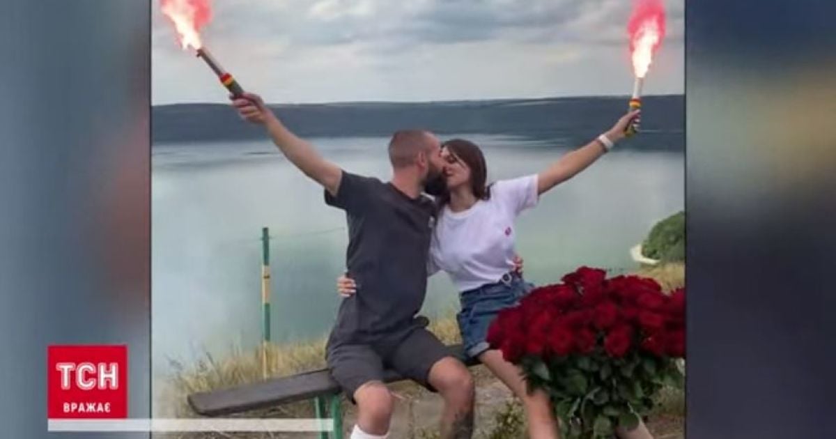 Боец "Добряк", потерявший ногу на войне, сделал предложение любимой и покорил Сеть: трогательная история любви