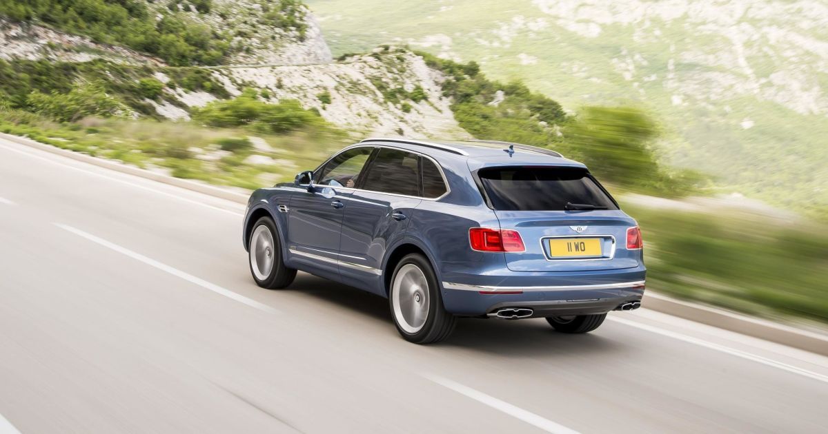 Bentley Bentayga испытают "Гонкой к облакам"
