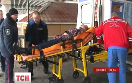 В Днепропетровске спасли самоубийцу после жуткого прыжка с моста