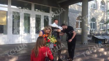 Ступка забрав кохану з донькою з пологового / © ТСН.ua