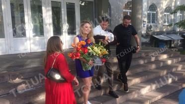 Ступка забрав кохану з донькою з пологового / © ТСН.ua