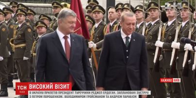 Реджеп Ердоган з офіційним візитом прилетів в Україну