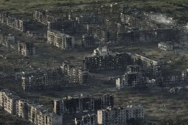 Місто Часів Яр зруйноване окупантами. Фото: Сухопутні війська України