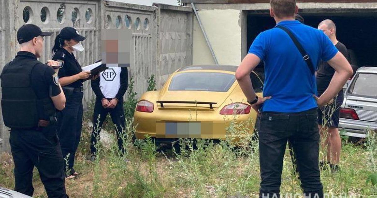 Викрадення Porsche за допомогою евакуатора_Київ