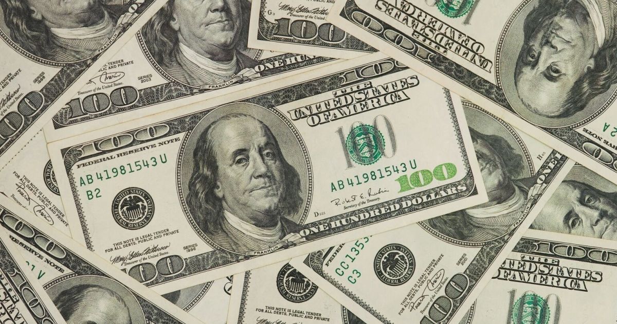 Благодаря реструктуризации Украине "списали" 3 миллиарда долларов США долга