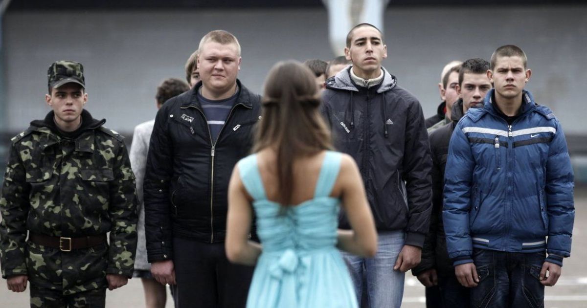 Призыв, архивное фото