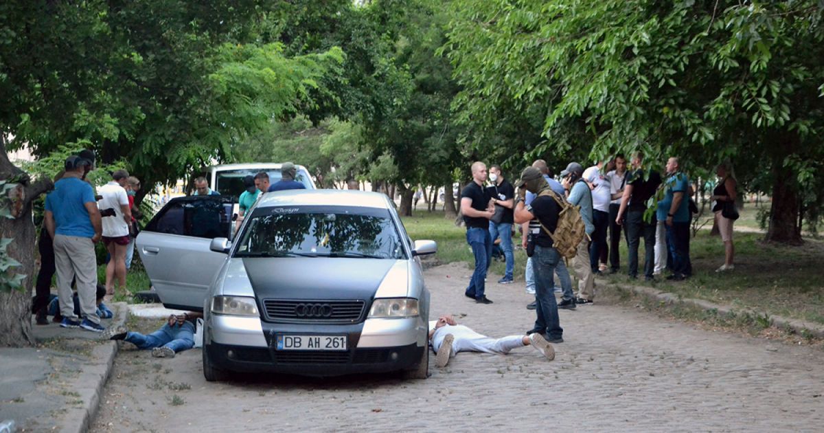 В Одесі з пострілами та гонитвою затримали членів етнічного злочинного угруповання