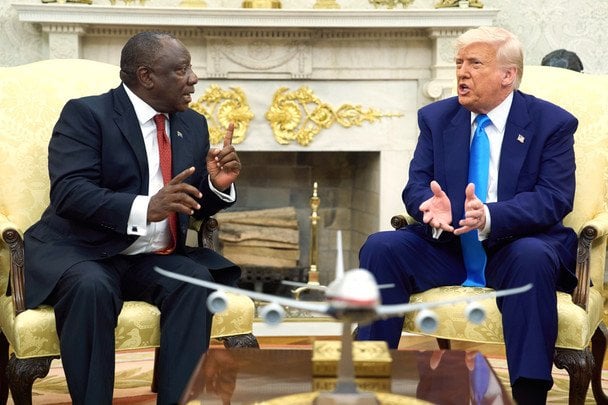 Трамп в Овальном кабинете поскандалил с президентом ЮАР