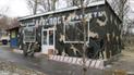 В захваченном Донецке открыли магазин-блокпост с "чучелом" ополченца