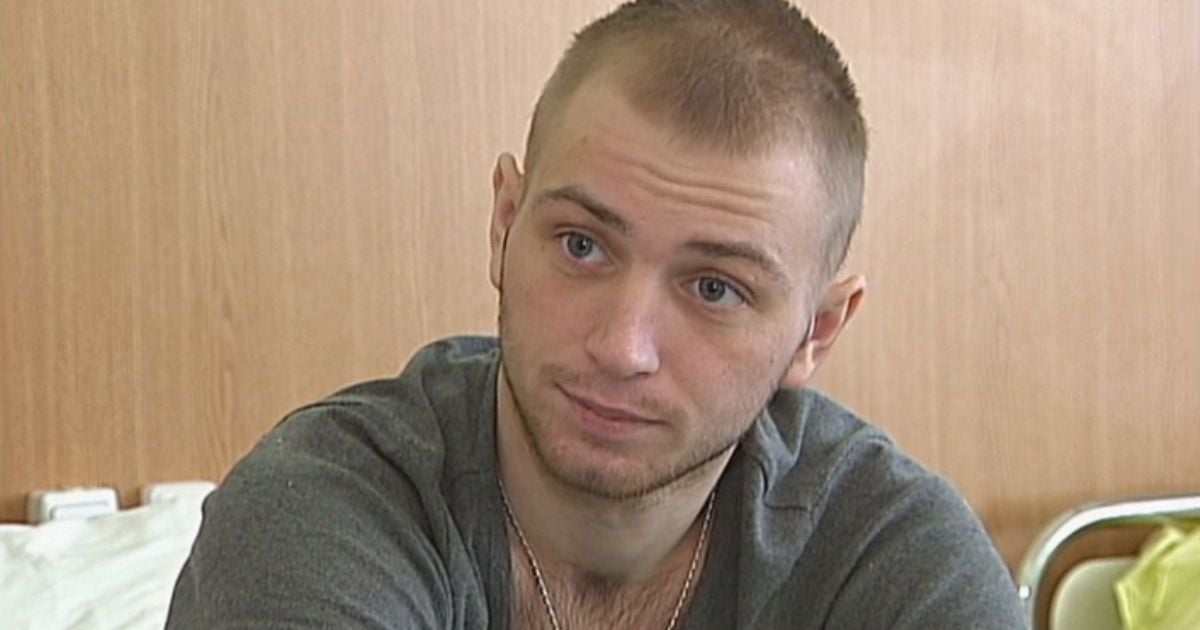Боец Евгений Гринчук чудом выжил и готовится встать на ноги