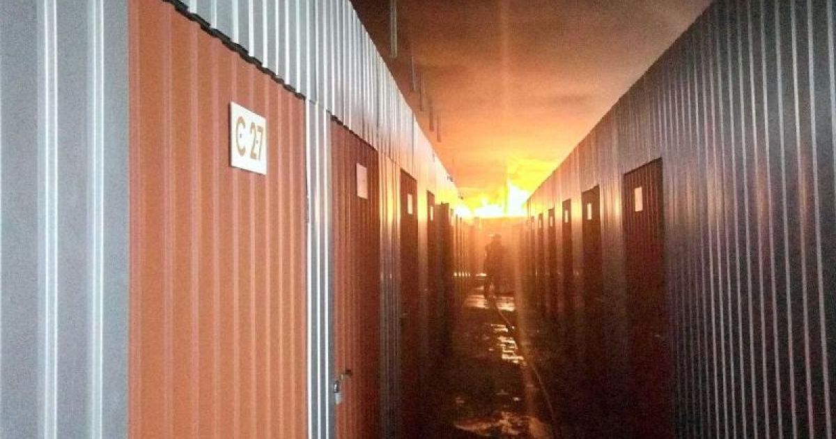 пожежа на складі в Києві на Туполєва_3 / © ГУ ДСНС у Києві