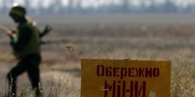На Донбассе еще один боец подорвался на мине