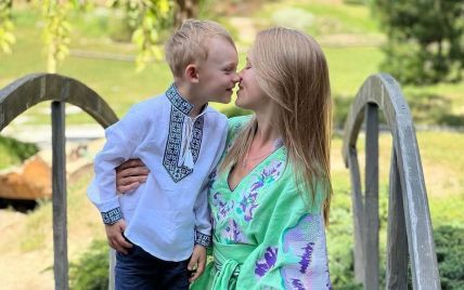 Анна Кошмал восхитила фанов кадрами с 4-летним сыном посреди осеннего парка