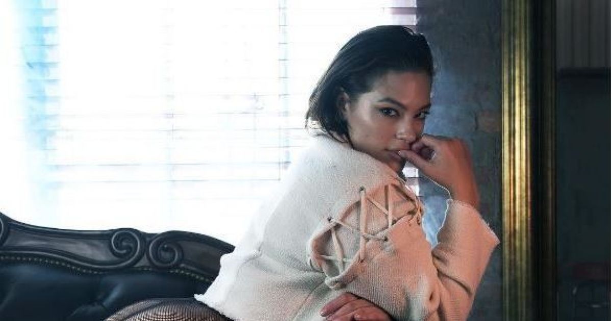 После критики от фанов модель plus-size Эшли Грэм объяснила, зачем изнуряет себя в спортзале