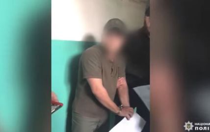 Инспектор киевского СИЗО поставлял заключенным наркотики