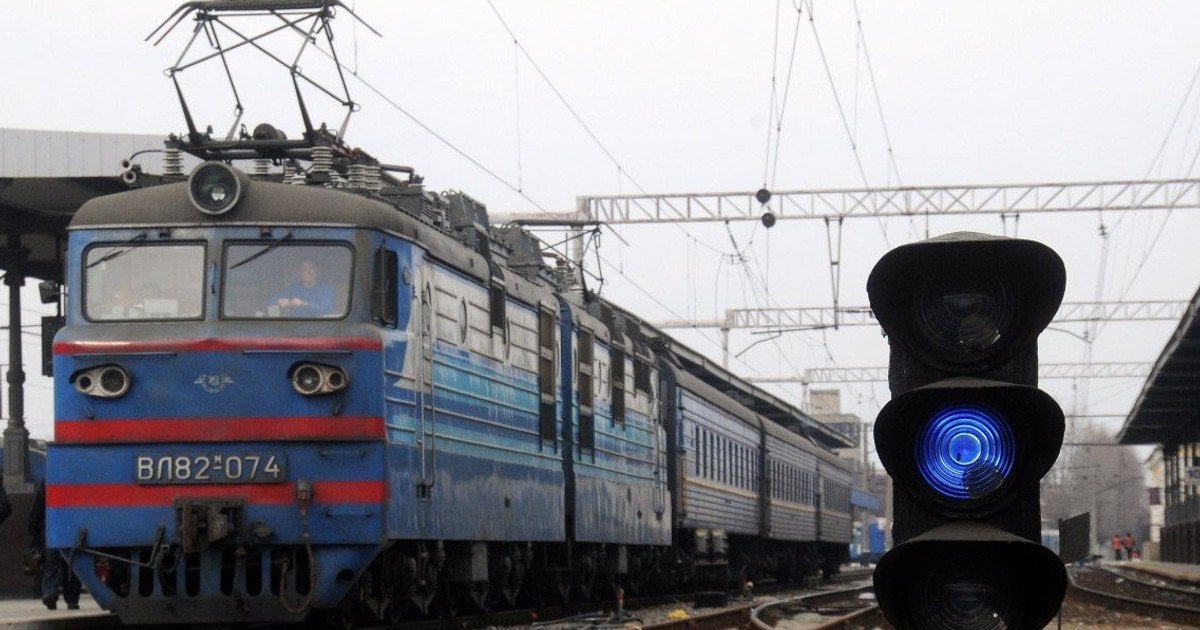 На вокзалі у Броварах двоє дівчаток отримали ураження струмом: одна з них у важкому стані