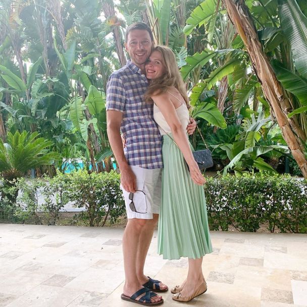 Ольга Фреймут із чоловіком / © instagram.com/freimutolia