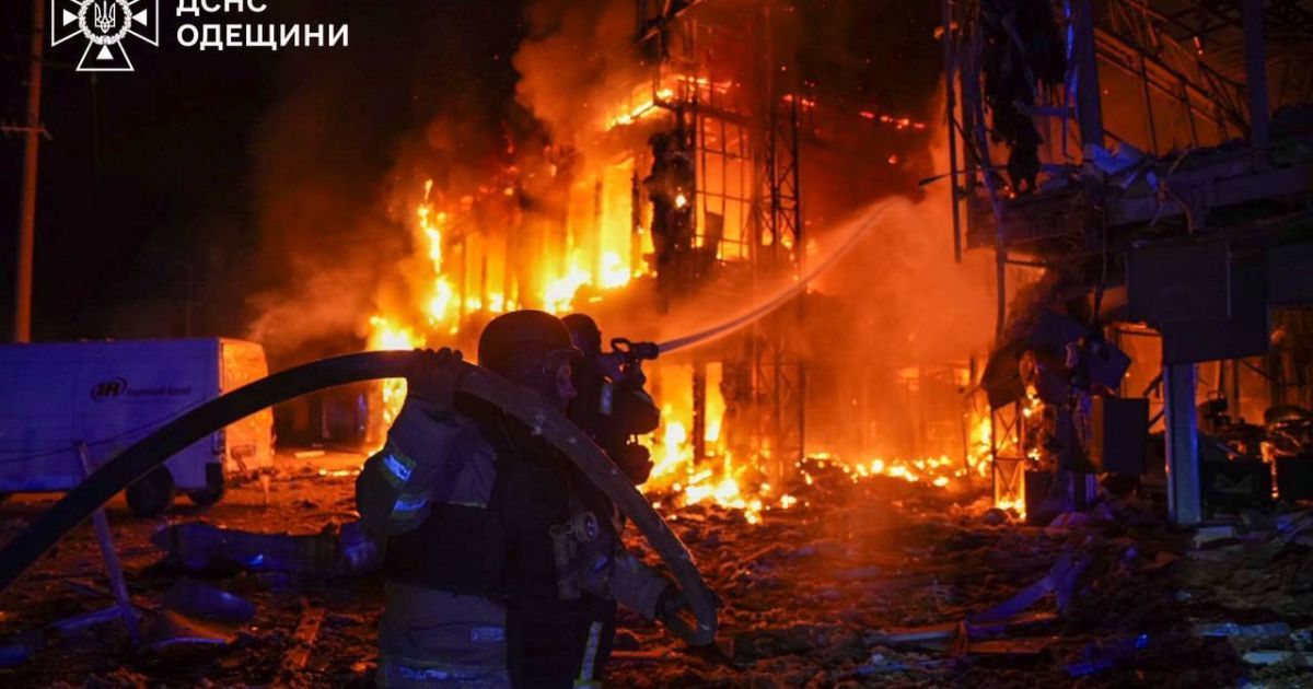 Враг не останавливается в атаках на украинские города