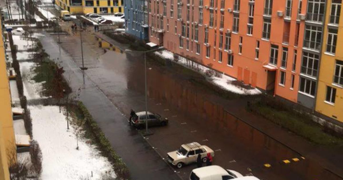 комфорт таун затопило_2 / © Facebook/ЖК "Комфорт Таун"