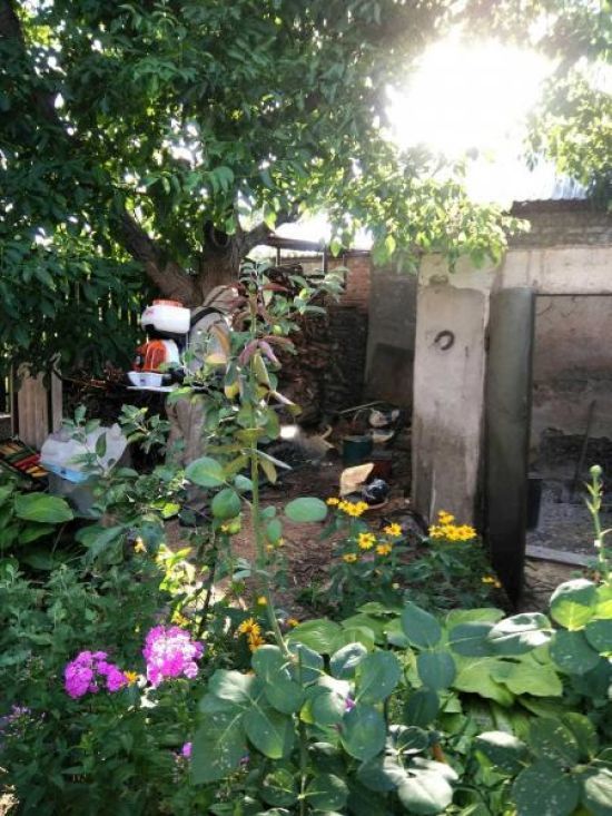 У Кременчуці чоловік знайшов на своєму горищі ємності із ртуттю (фото)