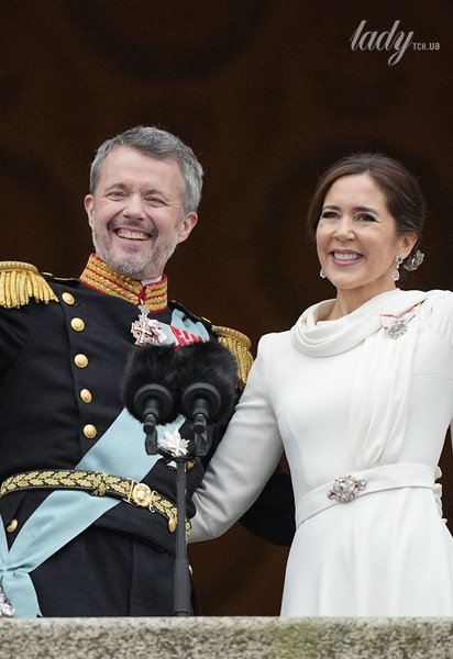 Фредерік X став новим королем Данії на церемонії, що пройшла на балконі палацу Крістіансборг / © Associated Press