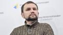 Активіст, який через суд намагався зняти Зеленського з виборів, подав позов проти В'ятровича
