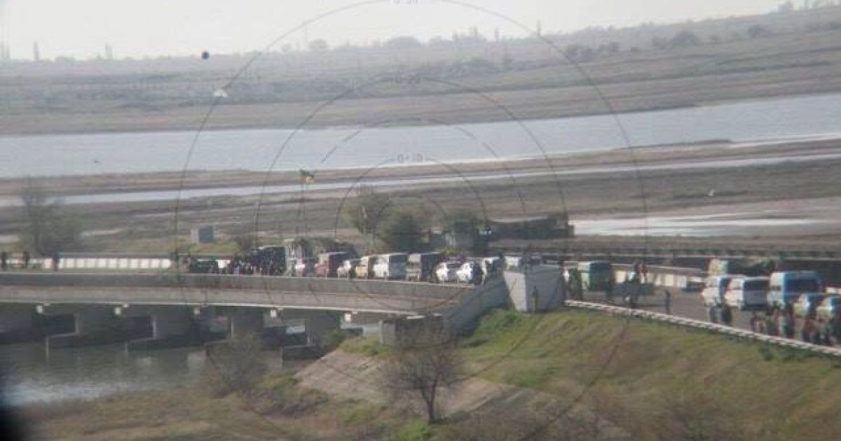 Черги на кордоні з Кримом_2 / © Державна прикордонна служба України