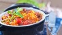 Мясное рагу с консервированной кукурузой и овощами