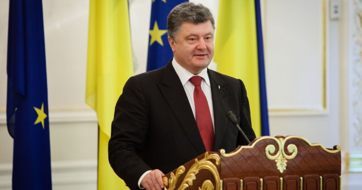 Порошенко заборонить балаклави