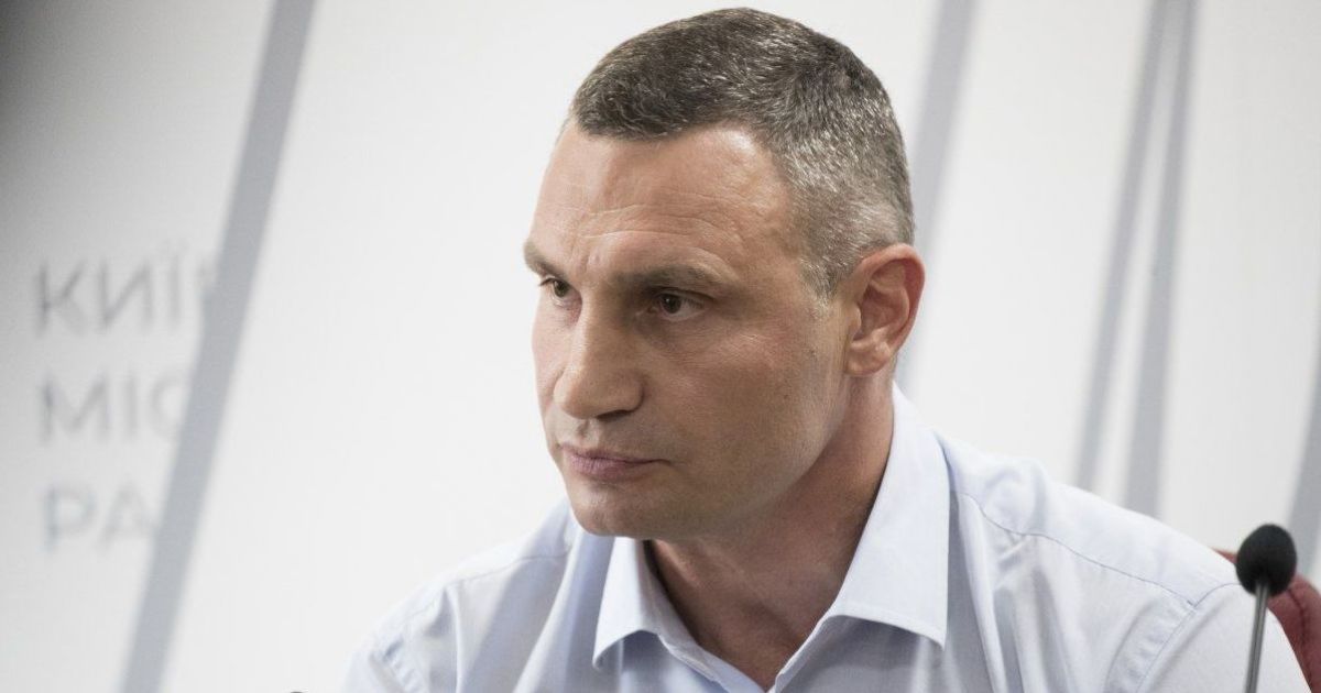 Кличко подав до суду на Богдана та Кабмін через своє звільнення з КМДА
