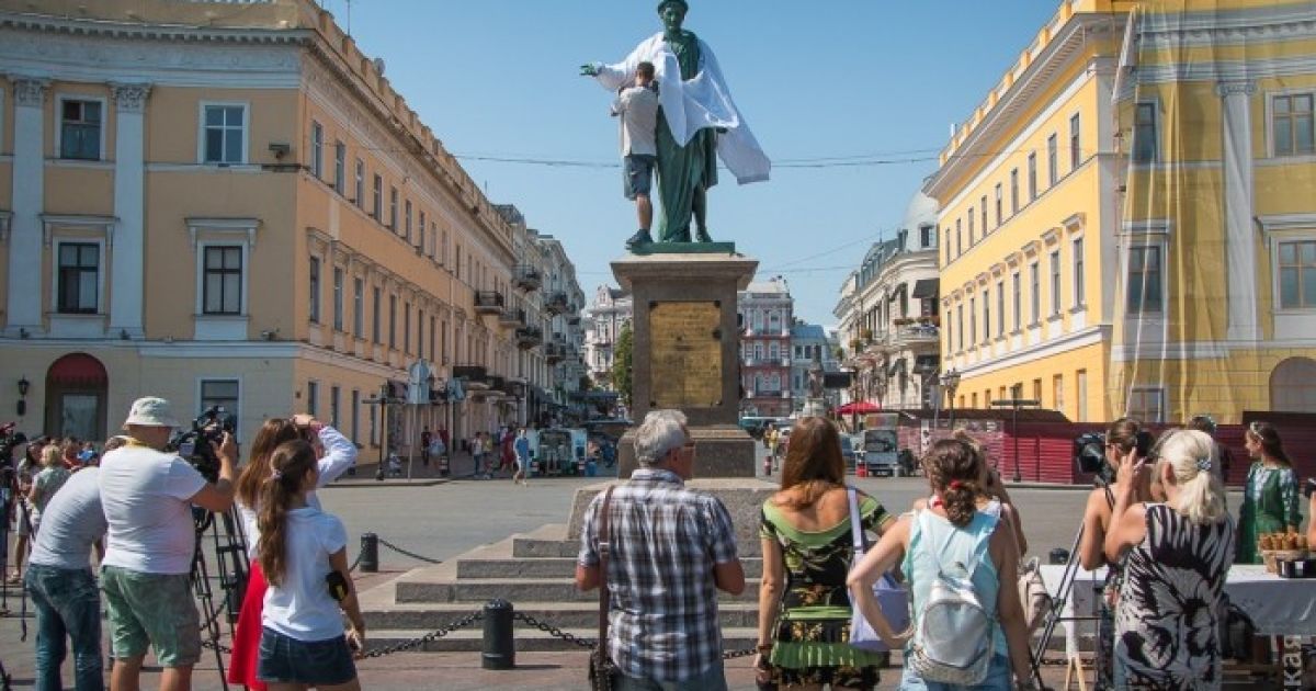 Одеський Дюк в вишиванці_6 / © Думская