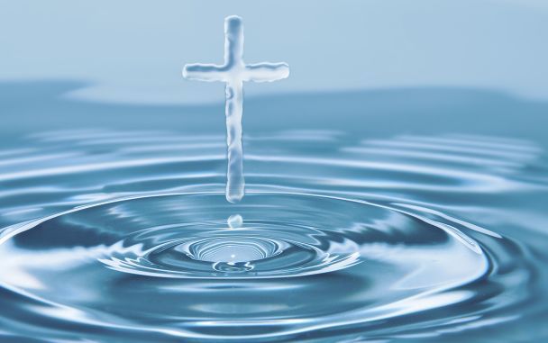 Почему крещенская вода ничем не отличается от обычной