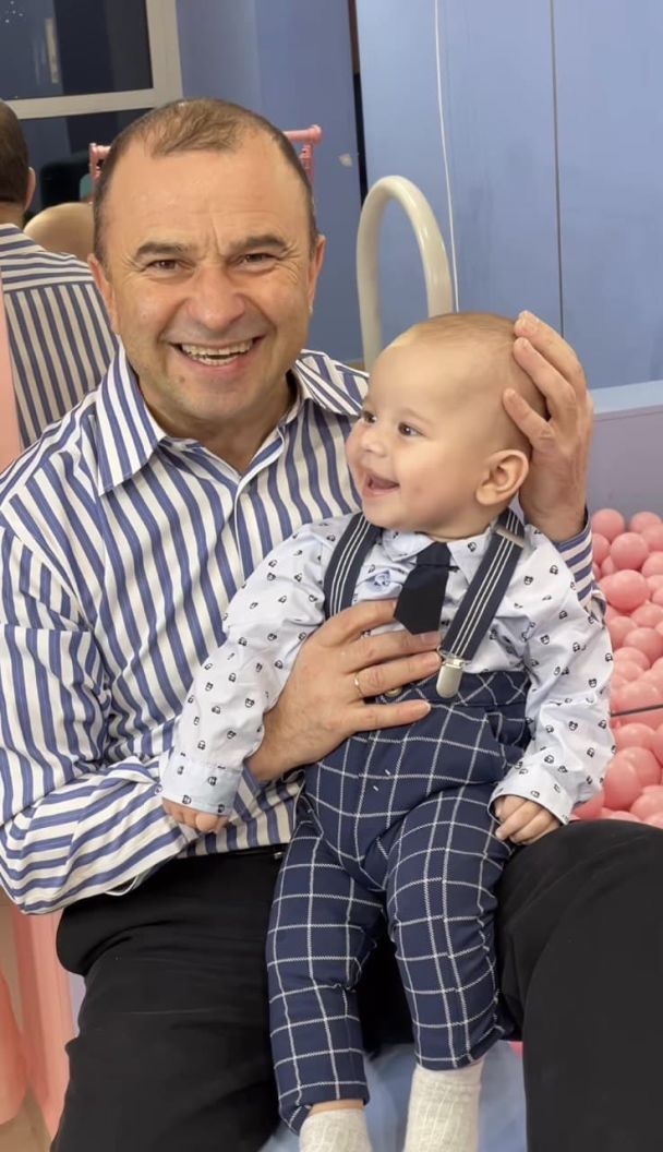 Виктор Павлик с сыном / © instagram.com/repyahovakate