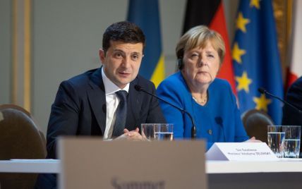 Зеленский переговорил с Меркель об коронавирусе, кредите, МВФ и Донбассе